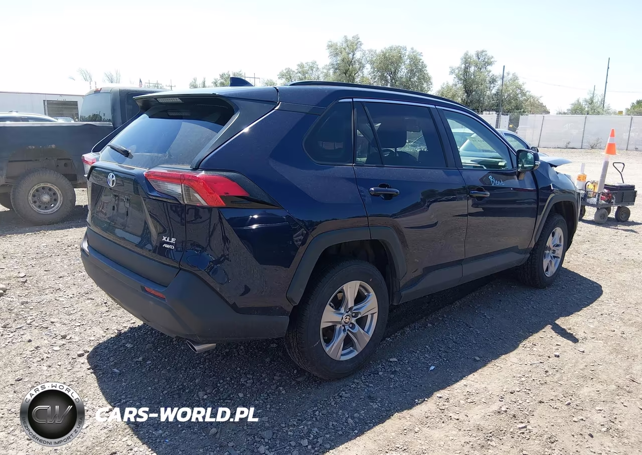 2025 Toyota Rav4 Xle VIN:2T3P1RFV9SW527553 - 4