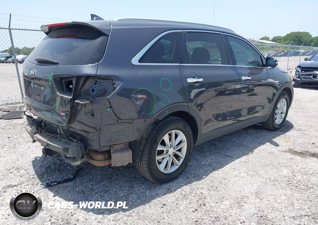 2018 Kia Sorento 2.4L Lx VIN:5XYPG4A32JG402303 - 4