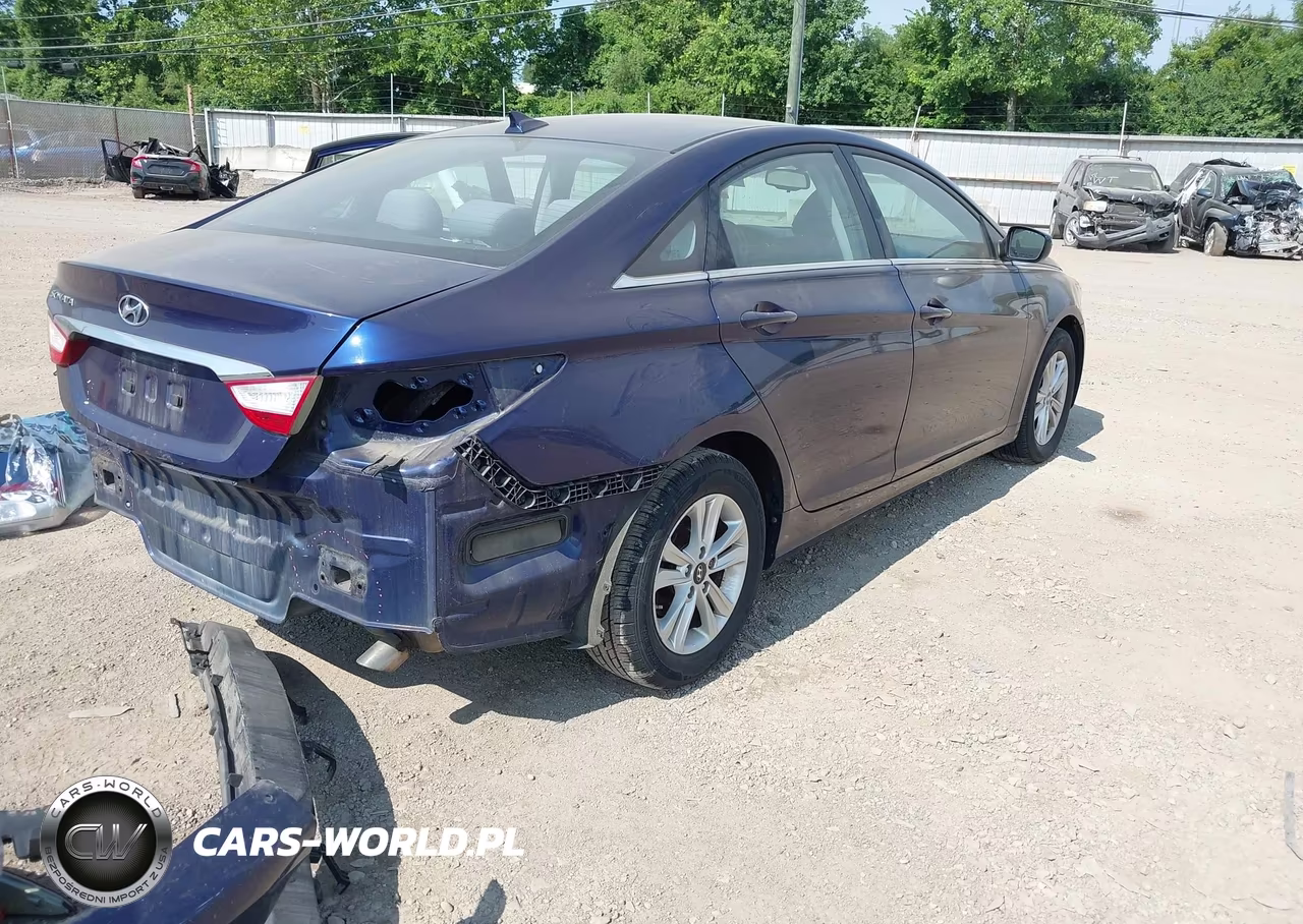 2013 Hyundai Sonata Gls VIN:5NPEB4AC3DH727593 - 4
