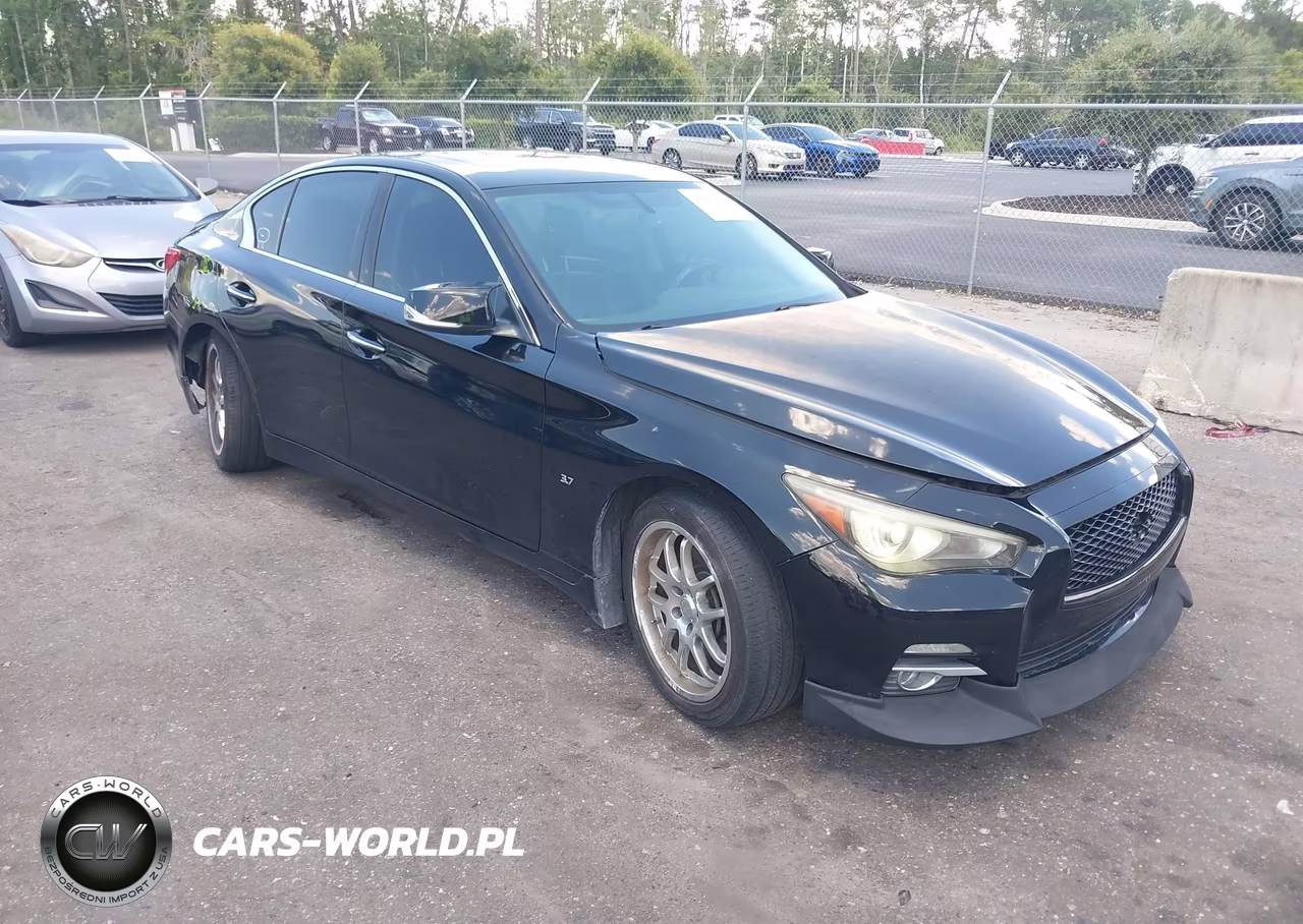 2015 Infiniti Q50 Premium