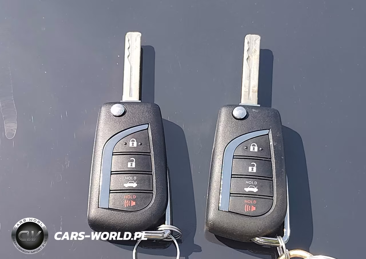 2026 Toyota Corolla Le VIN:5YFB4MDE5TP424357 - 11