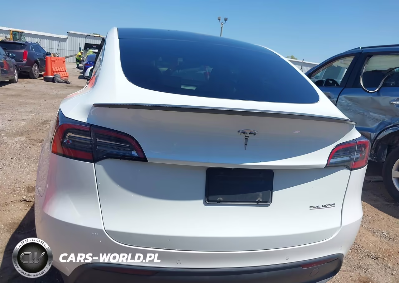 2021 Tesla Model Y Performance Dual Motor All-Wheel Drive VIN:5YJYGDEF0MF252292 - 17