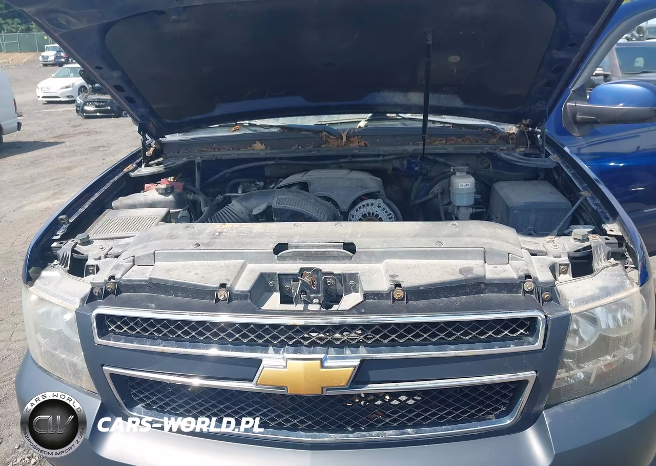 2012 Chevrolet Tahoe Ls VIN:1GNSKAE06CR168203 - 10