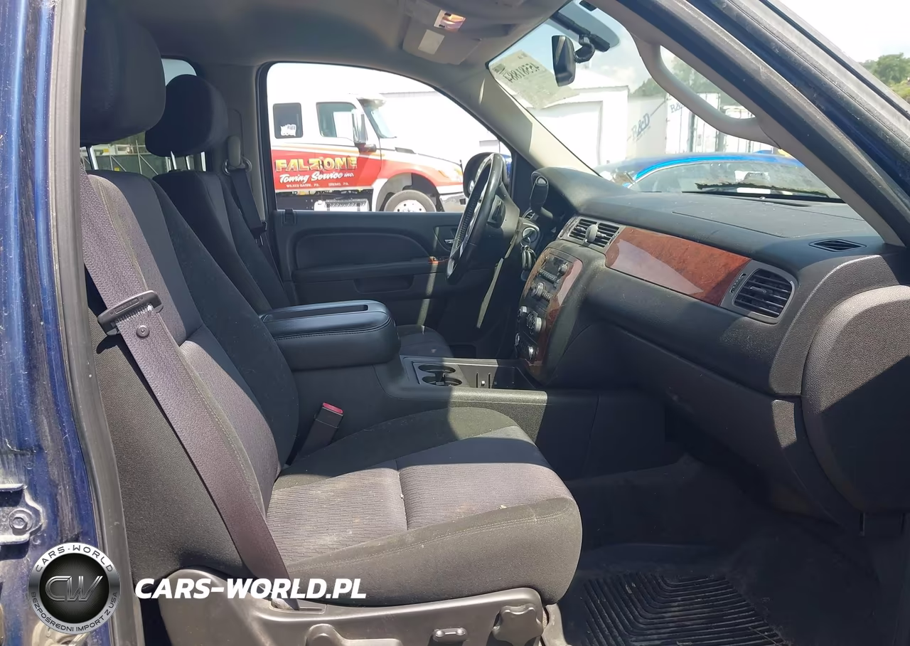 2012 Chevrolet Tahoe Ls VIN:1GNSKAE06CR168203 - 5