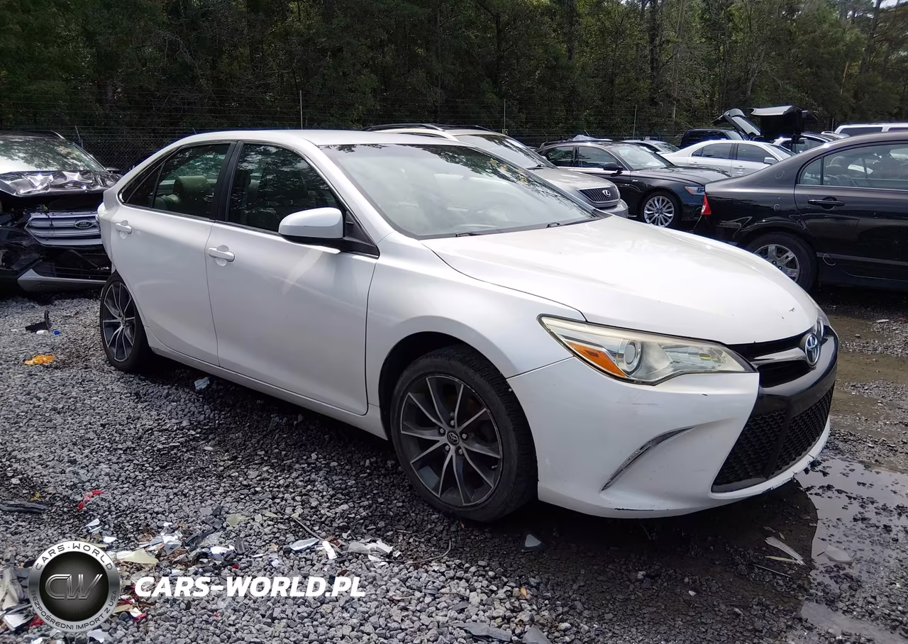 2015 Toyota Camry Xse – zdjęcie 1 z 16