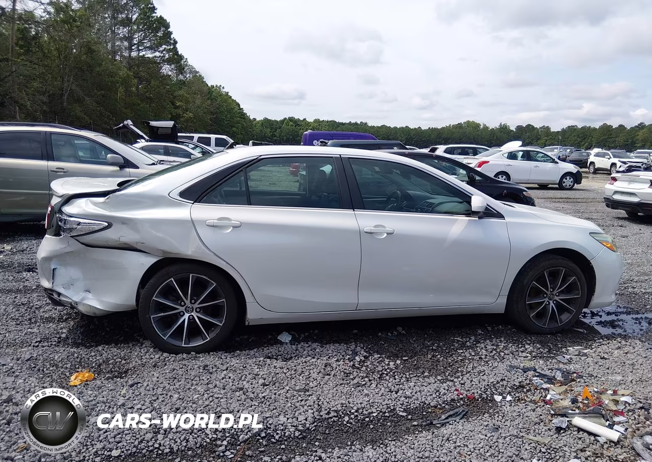 2015 Toyota Camry Xse VIN:4T1BF1FK2FU096698 - 13