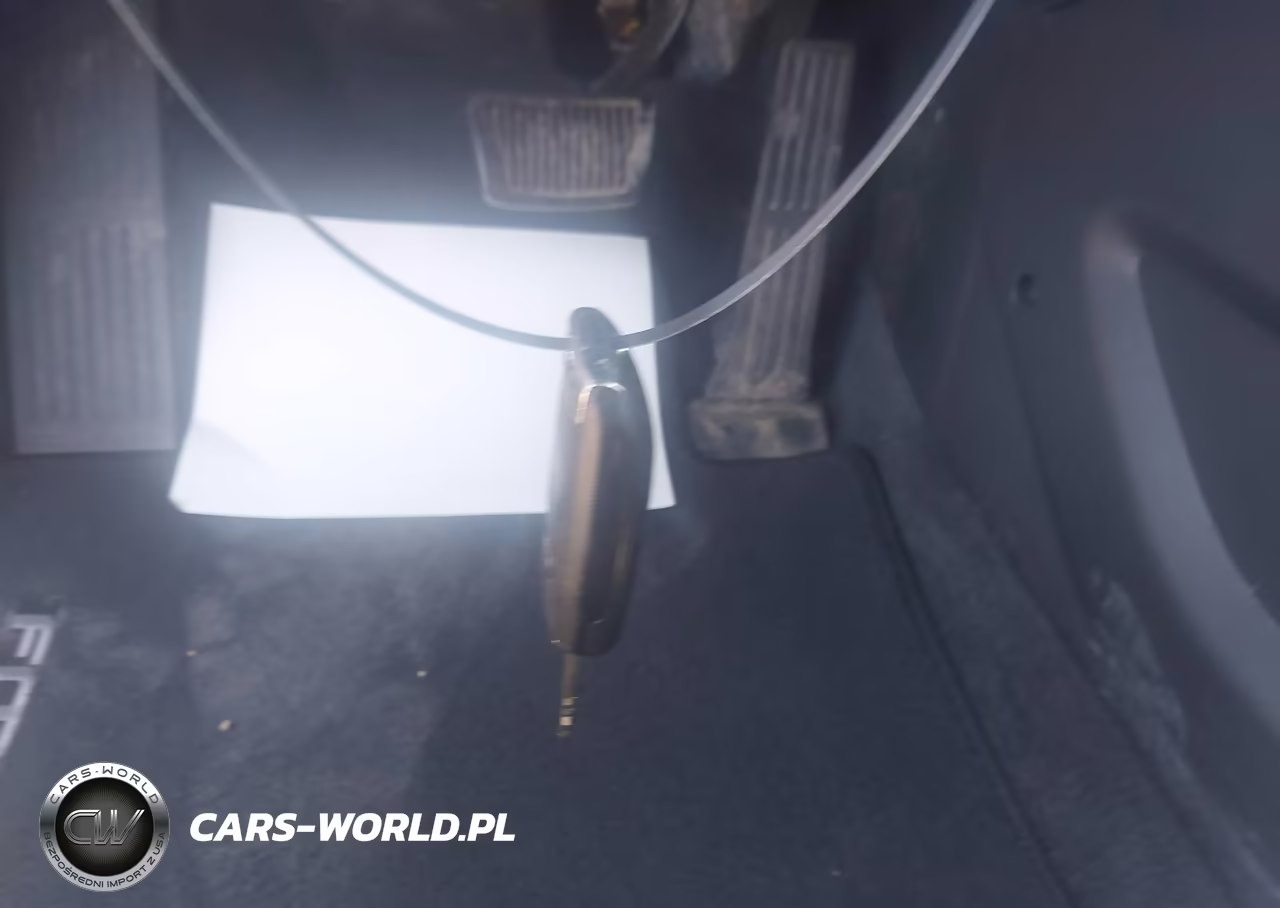 2018 Kia Forte Lx VIN:3KPFK4A73JE197052 - 11