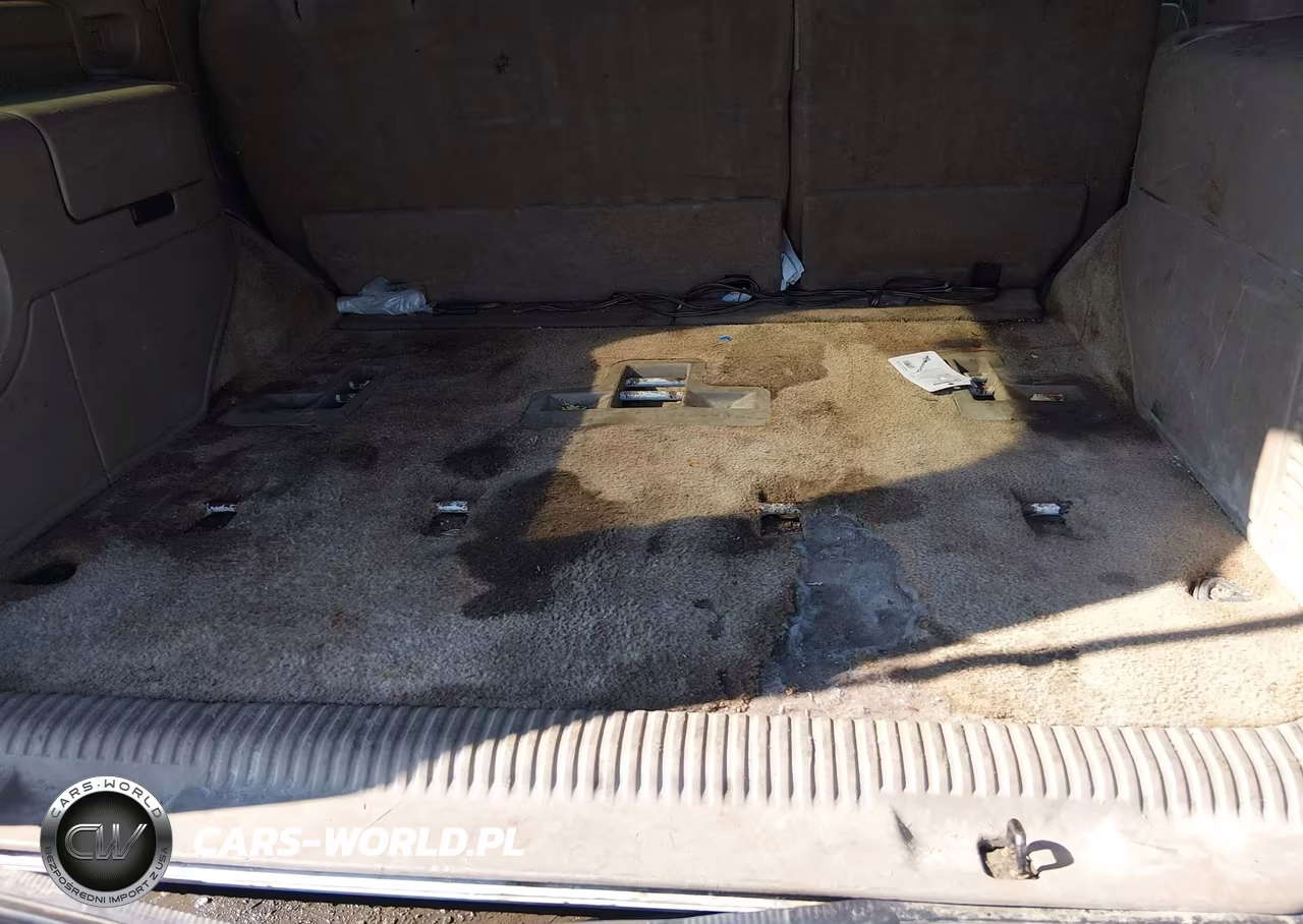 2001 Chevrolet Tahoe Lt VIN:1GNEK13T31R196774 - 15