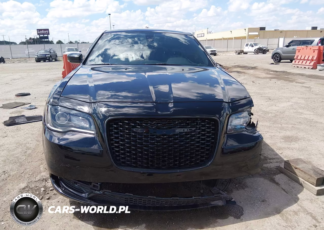 2023 Chrysler 300 300S VIN:2C3CCABG5PH599766 - 12