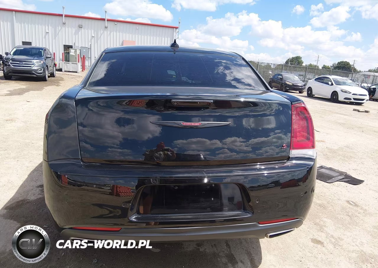 2023 Chrysler 300 300S VIN:2C3CCABG5PH599766 - 16