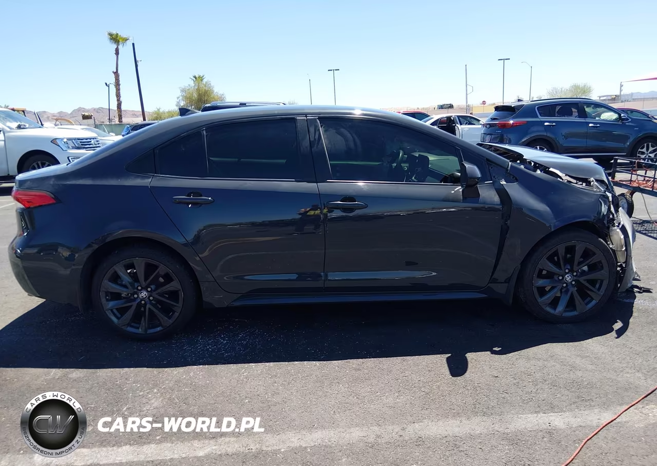 2023 Toyota Corolla Hybrid Le VIN:JTDBCMFE7P3001326 - 13