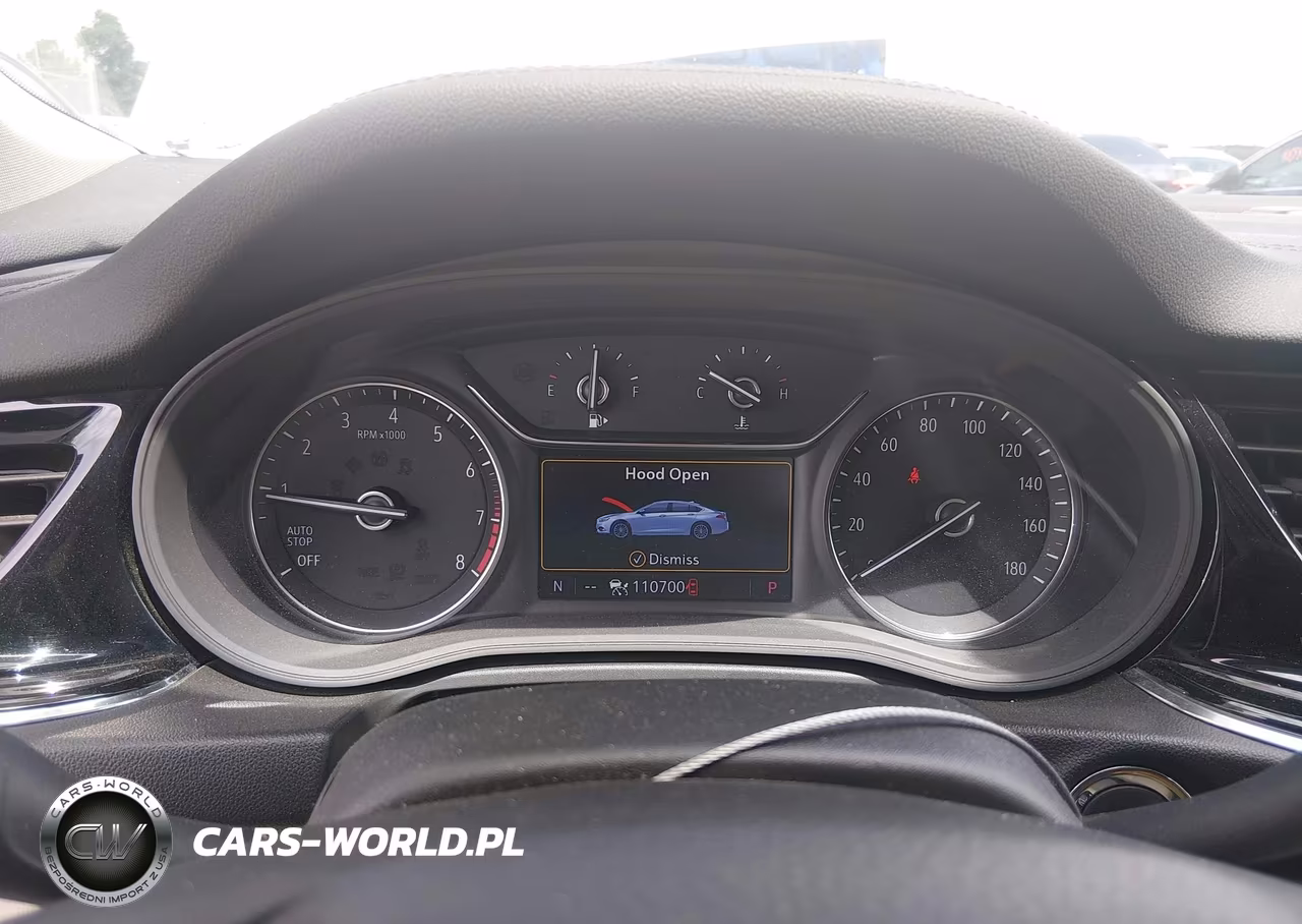 2018 Buick Regal Tourx Essence VIN:W04GV8SX5J1155884 - 16