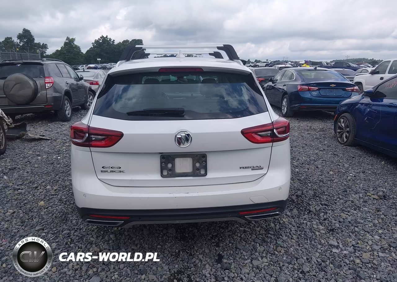 2018 Buick Regal Tourx Essence VIN:W04GV8SX5J1155884 - 17