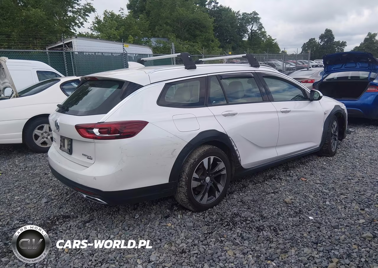 2018 Buick Regal Tourx Essence VIN:W04GV8SX5J1155884 - 4