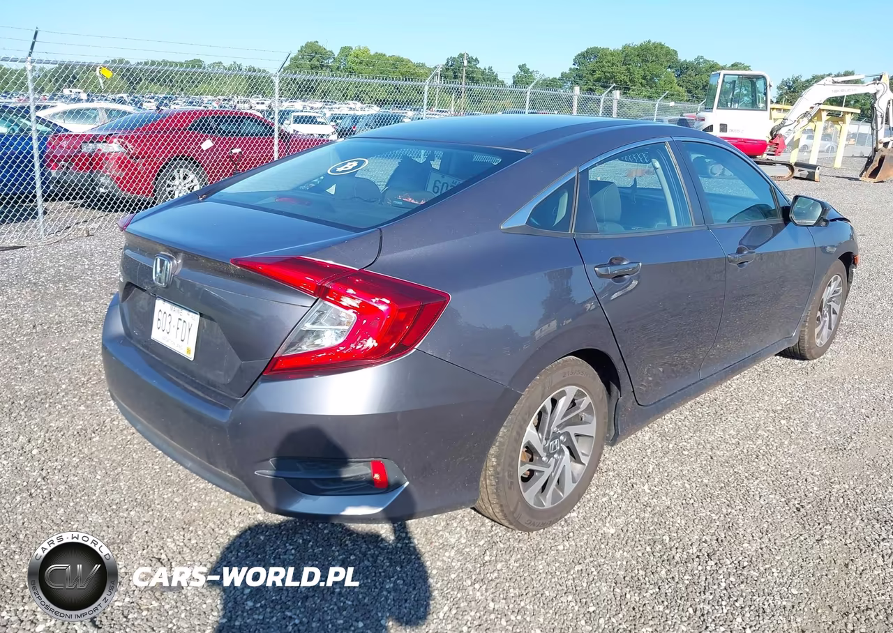 2016 Honda Civic Ex VIN:19XFC2F72GE013545 - 4