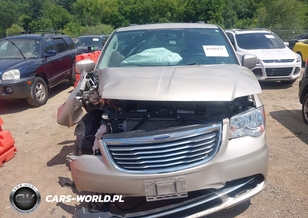 2016 Chrysler Town & Country Touring VIN:2C4RC1BG6GR110985 - 12
