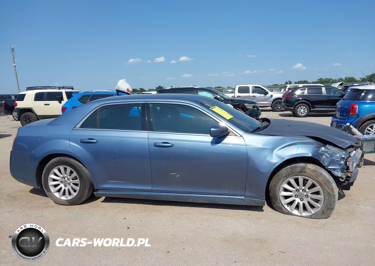 2011 Chrysler 300 VIN:2C3CA4CG1BH549137 - 13