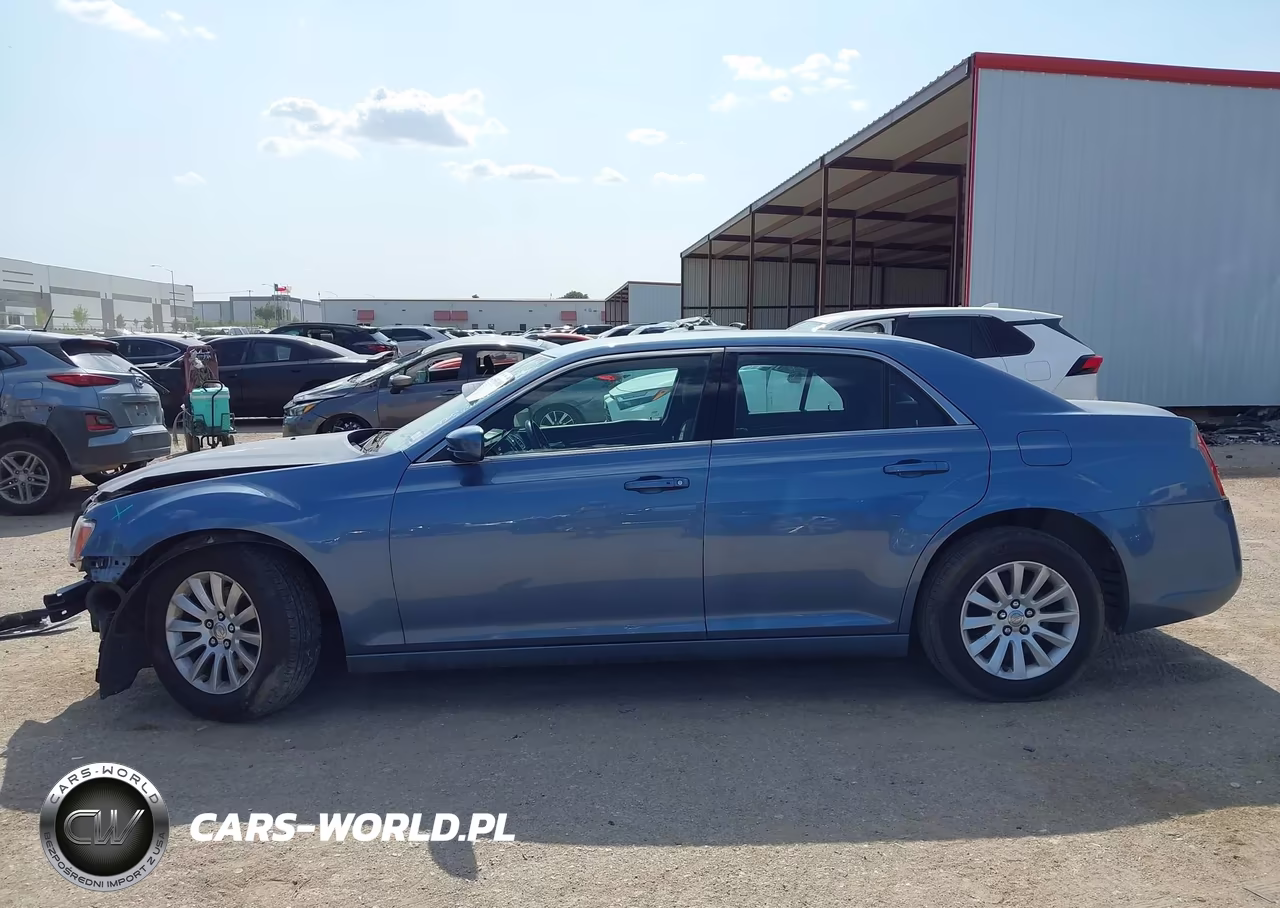 2011 Chrysler 300 VIN:2C3CA4CG1BH549137 - 14