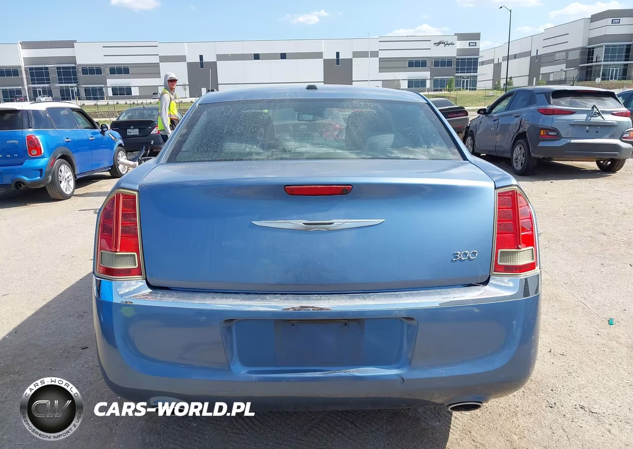 2011 Chrysler 300 VIN:2C3CA4CG1BH549137 - 16