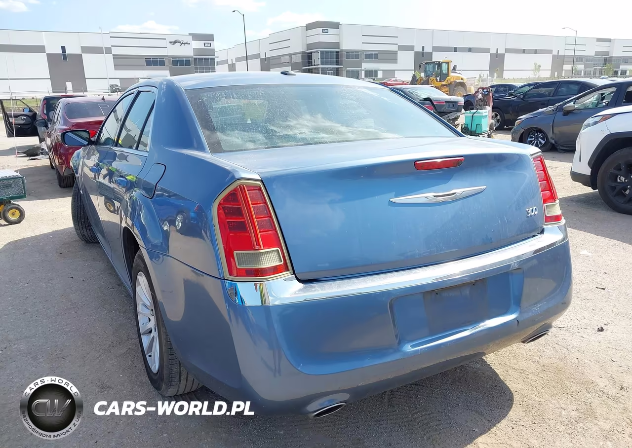2011 Chrysler 300 VIN:2C3CA4CG1BH549137 - 3