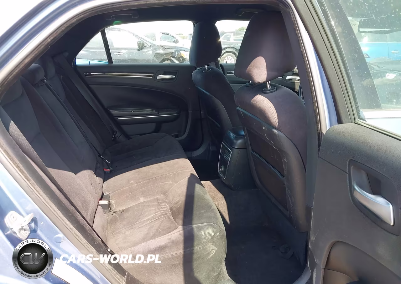 2011 Chrysler 300 VIN:2C3CA4CG1BH549137 - 8