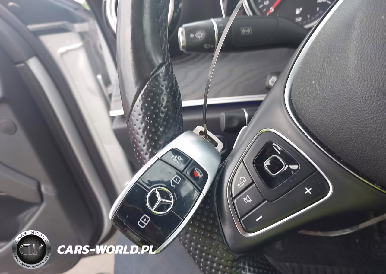 2017 Mercedes-Benz E 300 4Matic VIN:WDDZF4KB0HA107203 - 11