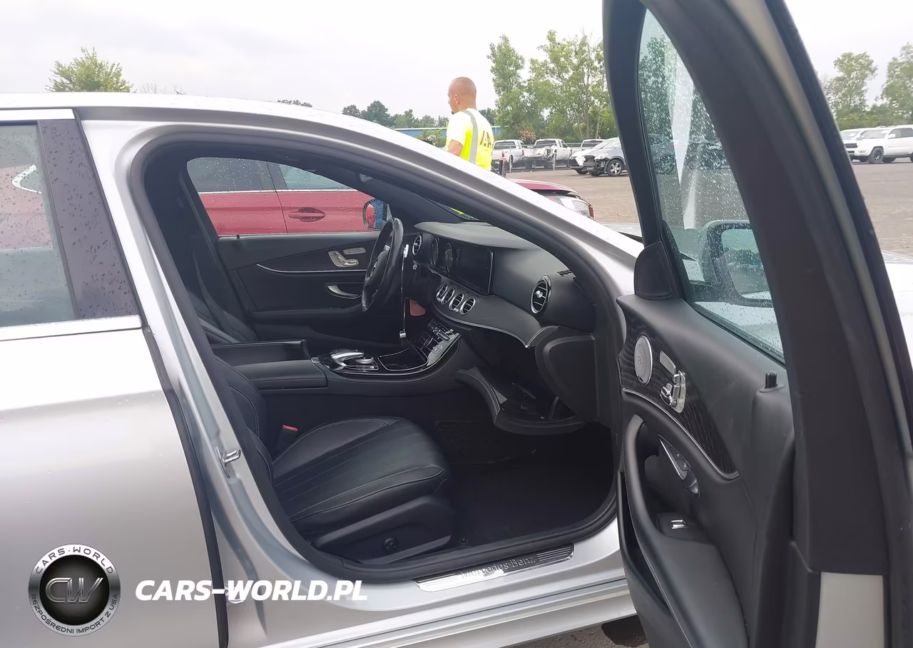 2017 Mercedes-Benz E 300 4Matic VIN:WDDZF4KB0HA107203 - 5