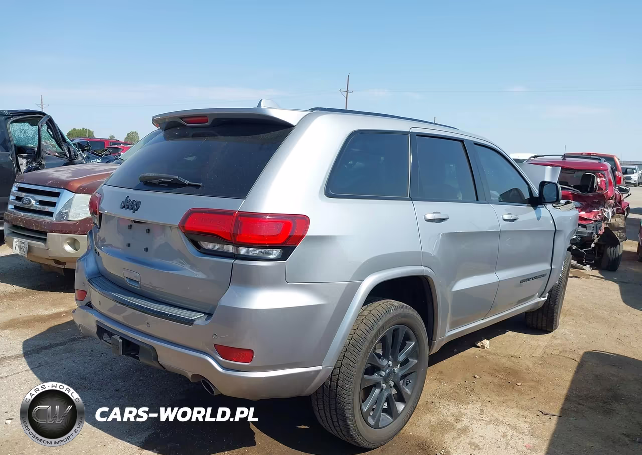 2017 Jeep Grand Cherokee Altitude VIN:1C4RJFAG9HC881973 - 4