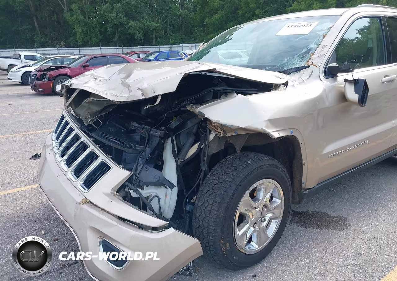 2014 Jeep Grand Cherokee Laredo VIN:1C4RJFAG1EC268757 - 6