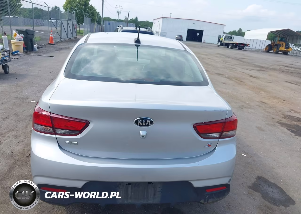 2018 Kia Rio S VIN:3KPA24AB9JE051088 - 16