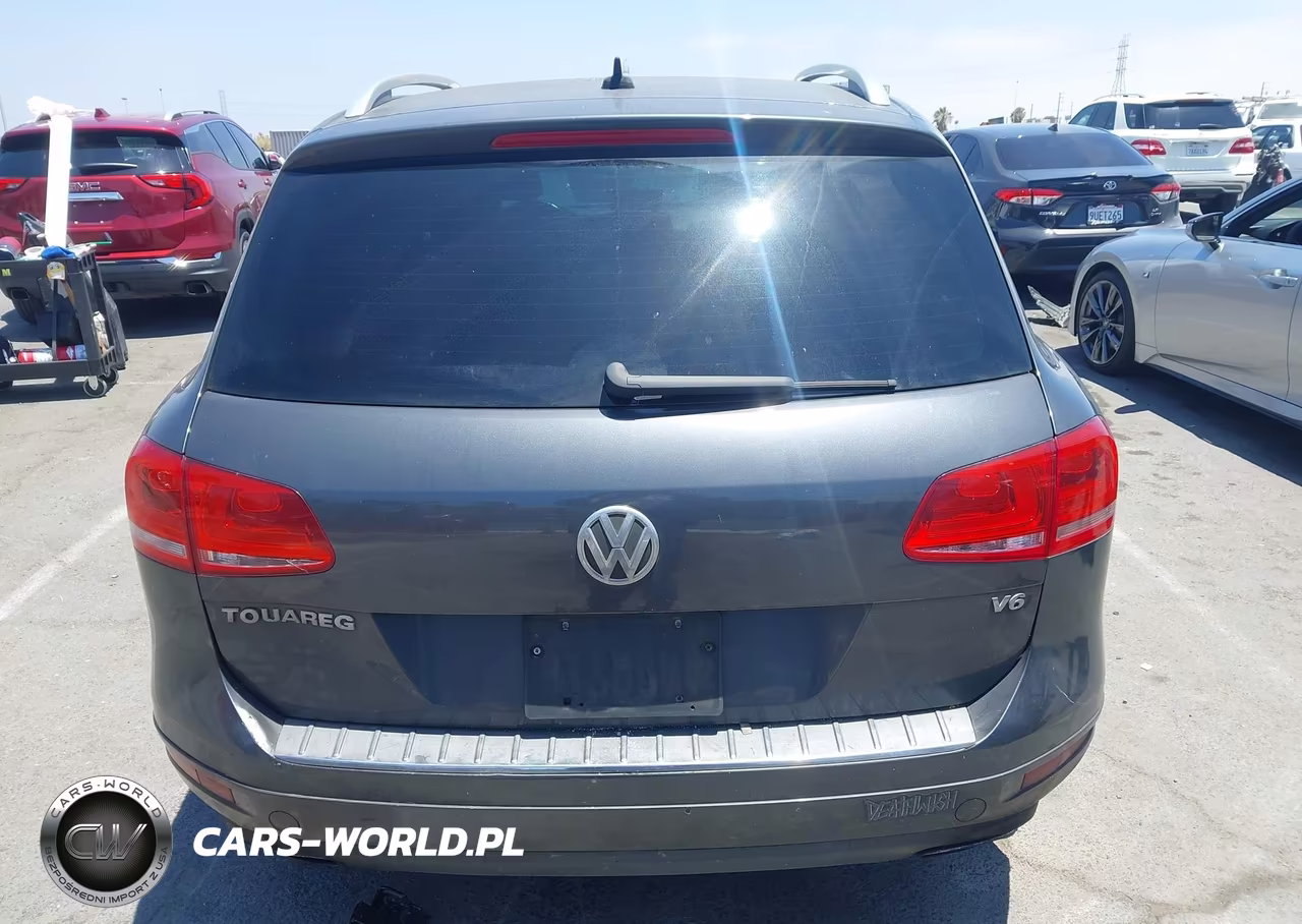 2014 Volkswagen Touareg 3.6L Sport VIN:WVGEF9BP6ED007680 - 16