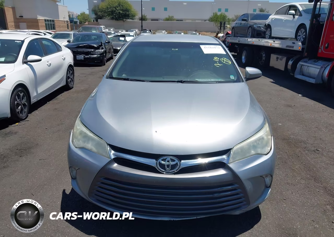 2016 Toyota Camry Le VIN:4T1BF1FK2GU579805 - 12