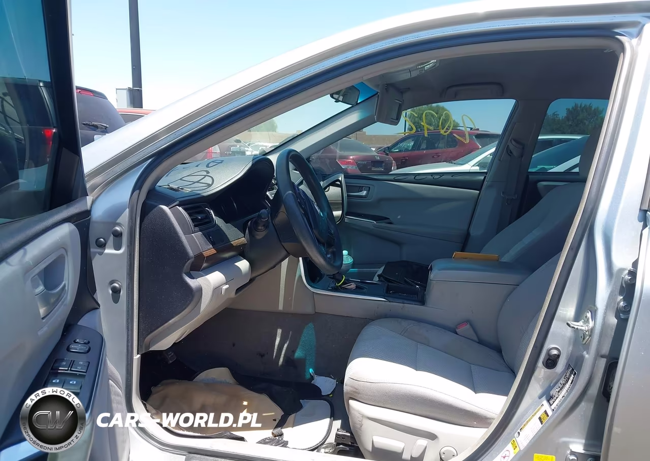 2016 Toyota Camry Le VIN:4T1BF1FK2GU579805 - 5