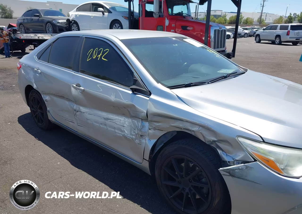 2016 Toyota Camry Le VIN:4T1BF1FK2GU579805 - 6