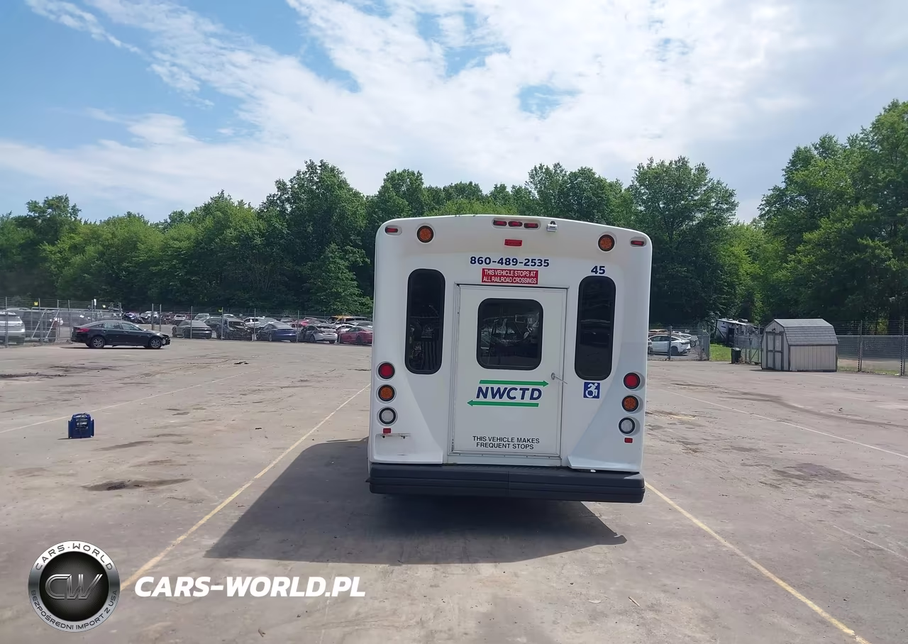 2017 Ford E-350 Cutaway VIN:1FDEE3FS9HDC67431 - 15