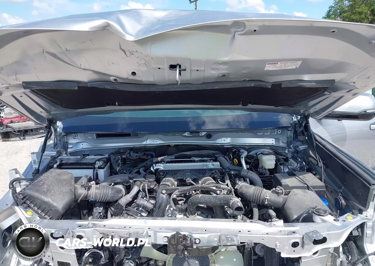 2026 Toyota Tundra Platinum Crewmax 5.5' Bed VIN:5TFNA5DB7TX360549 - 10