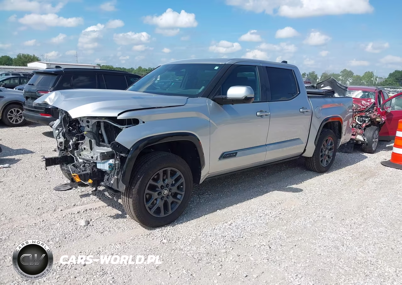 2026 Toyota Tundra Platinum Crewmax 5.5' Bed VIN:5TFNA5DB7TX360549 - 2