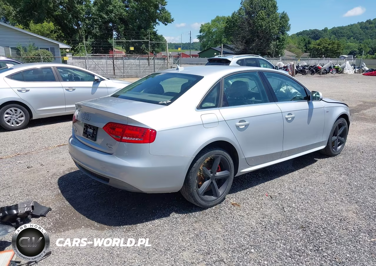 2012 Audi A4 2.0T Premium Plus VIN:WAUFFAFL2CN008072 - 4