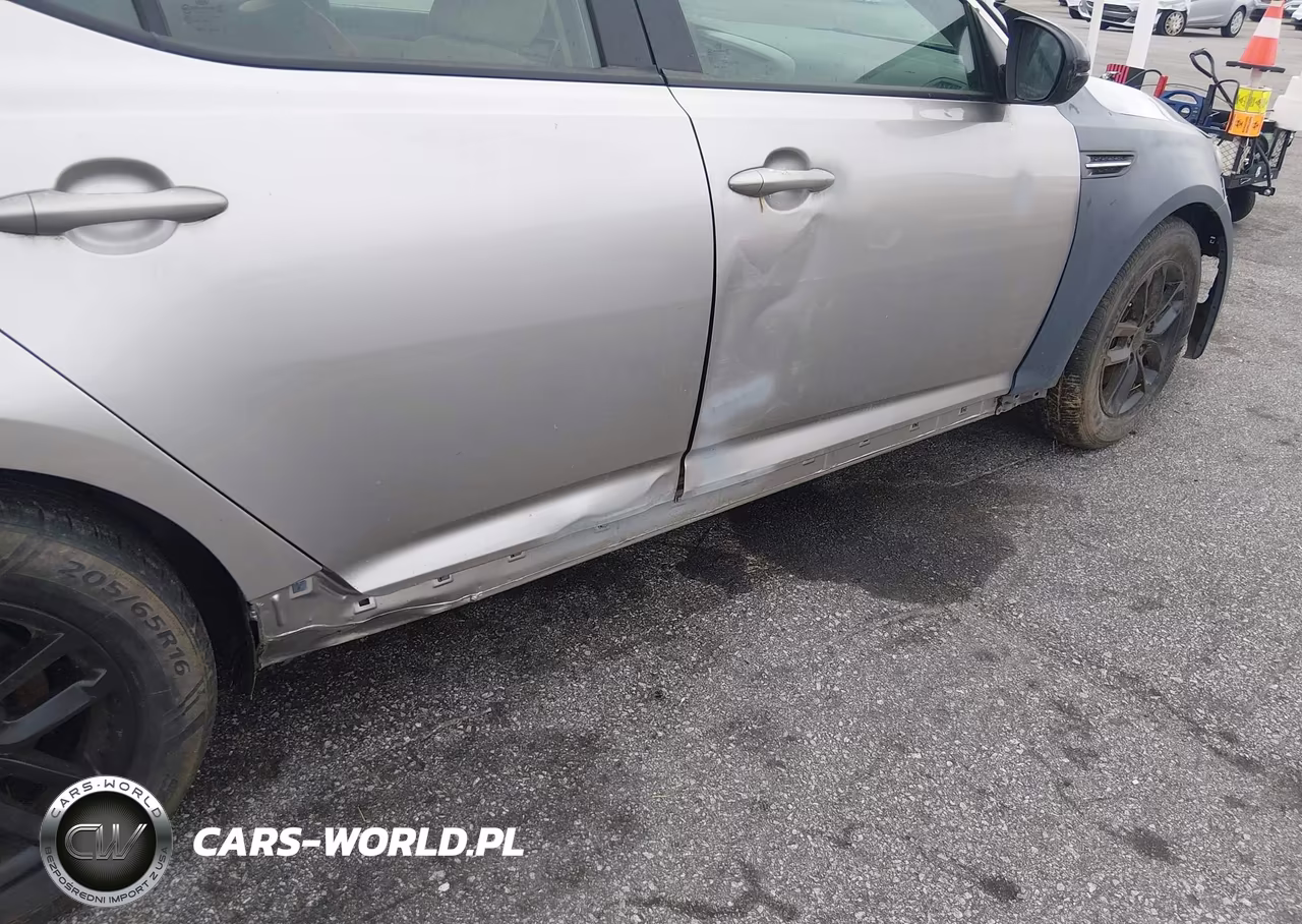2011 Kia Optima Lx VIN:KNAGM4A79B5082917 - 13