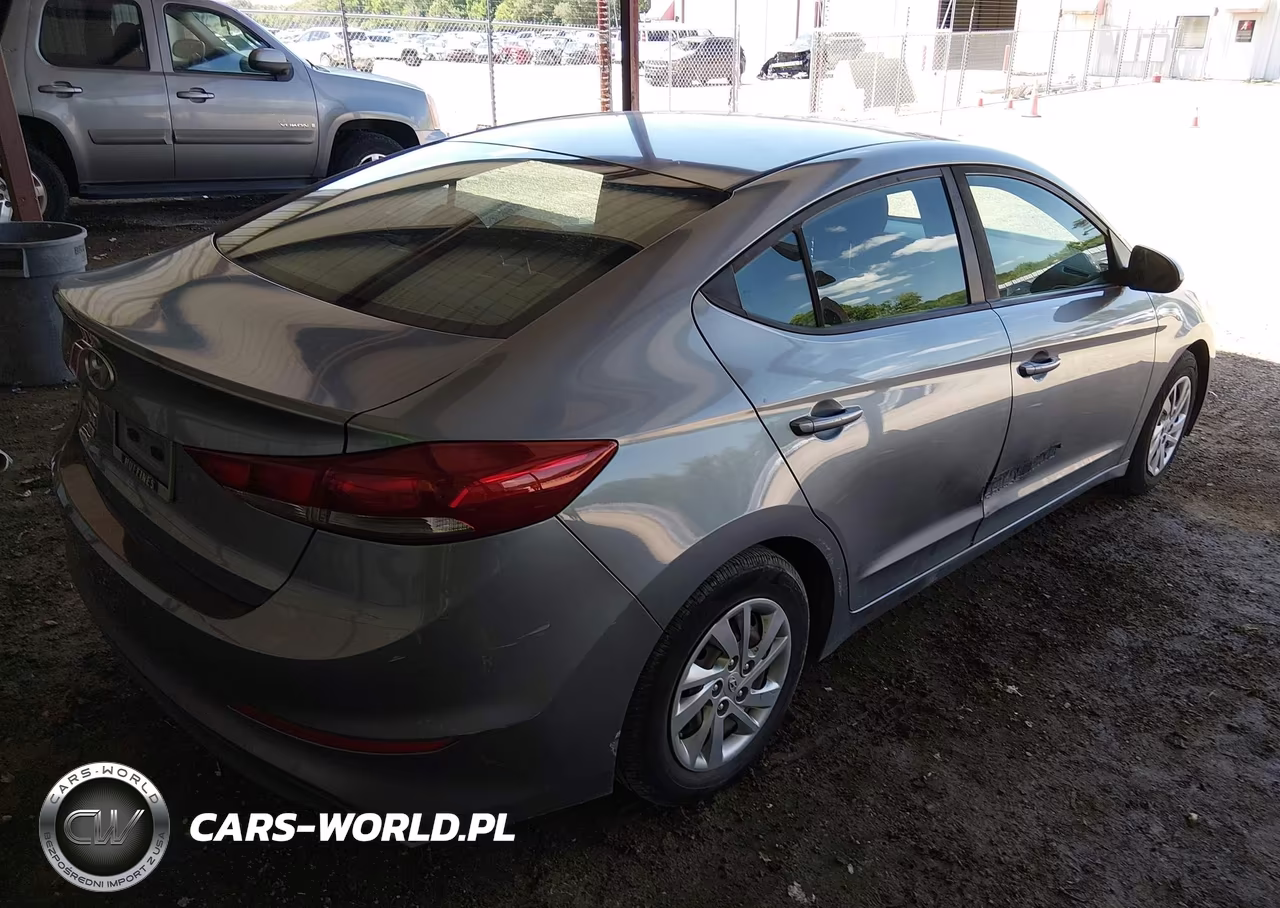 2018 Hyundai Elantra Se VIN:KMHD74LF1JU596391 - 4