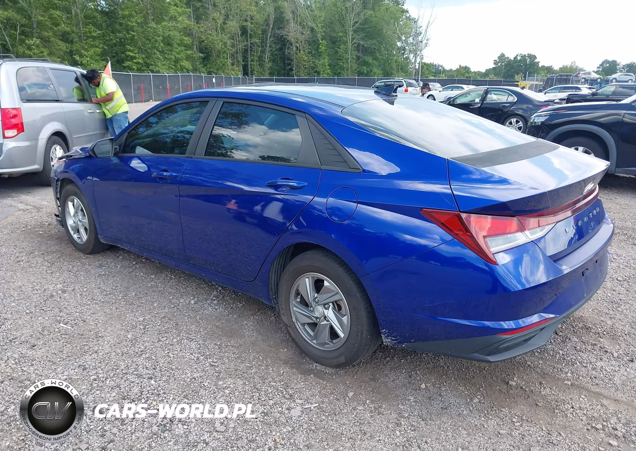 2021 Hyundai Elantra Se VIN:KMHLL4AG2MU209550 - 3