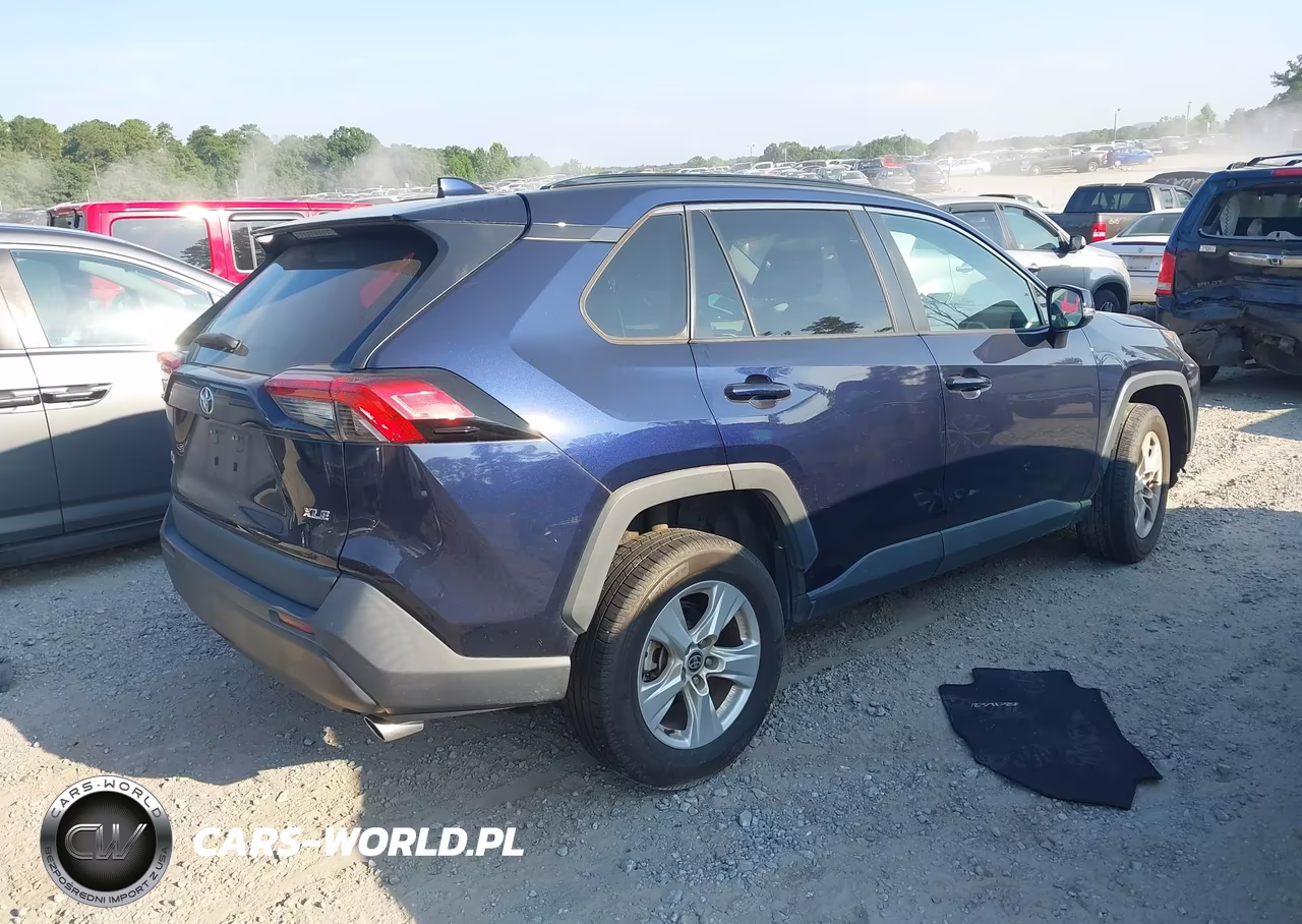 2021 Toyota Rav4 Xle VIN:2T3W1RFVXMW159947 - 4