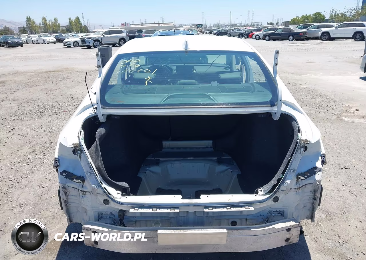 2018 Honda Accord Sport VIN:1HGCV1F38JA201941 - 15