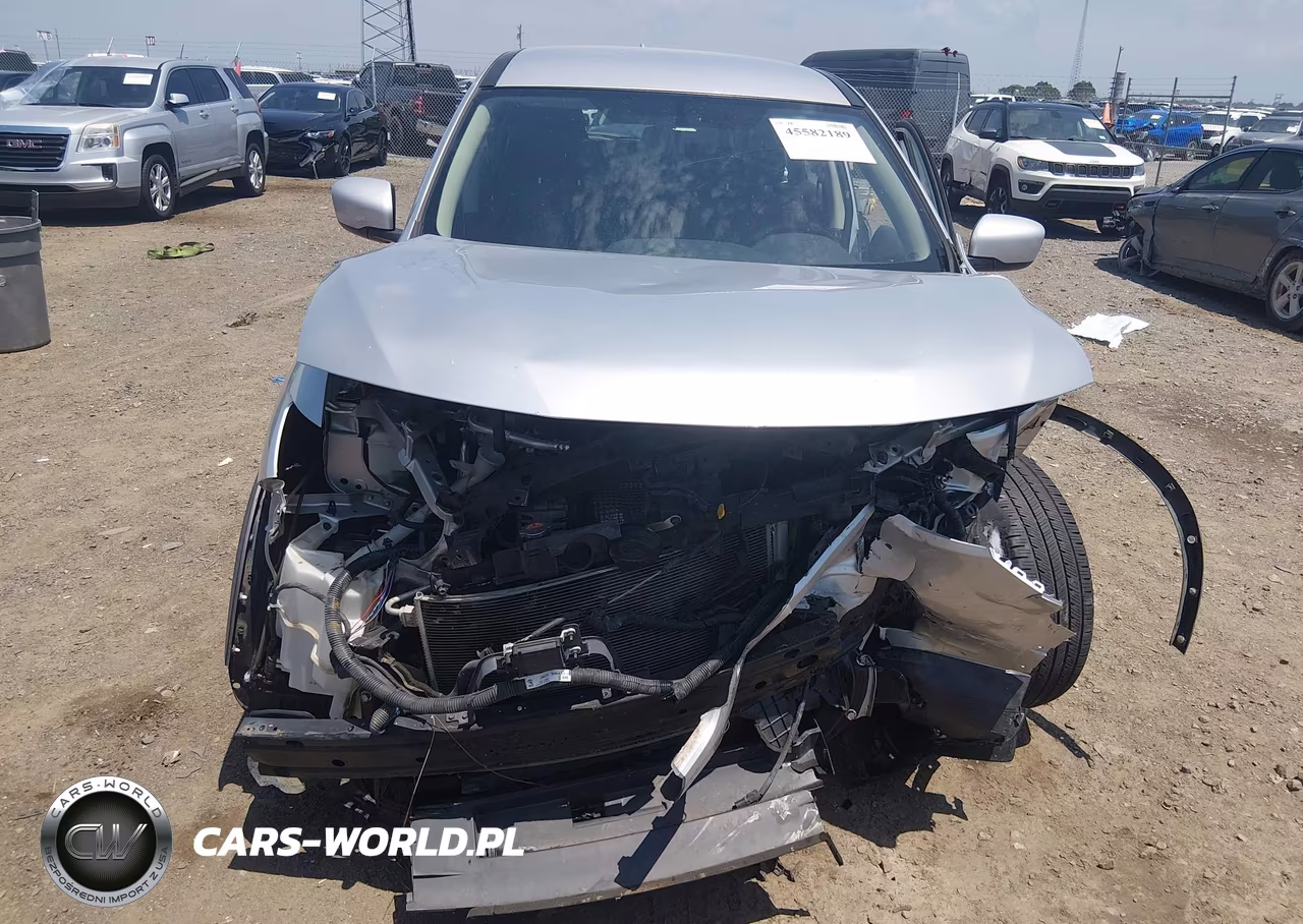 2017 Nissan Rogue S VIN:KNMAT2MT8HP615670 - 13