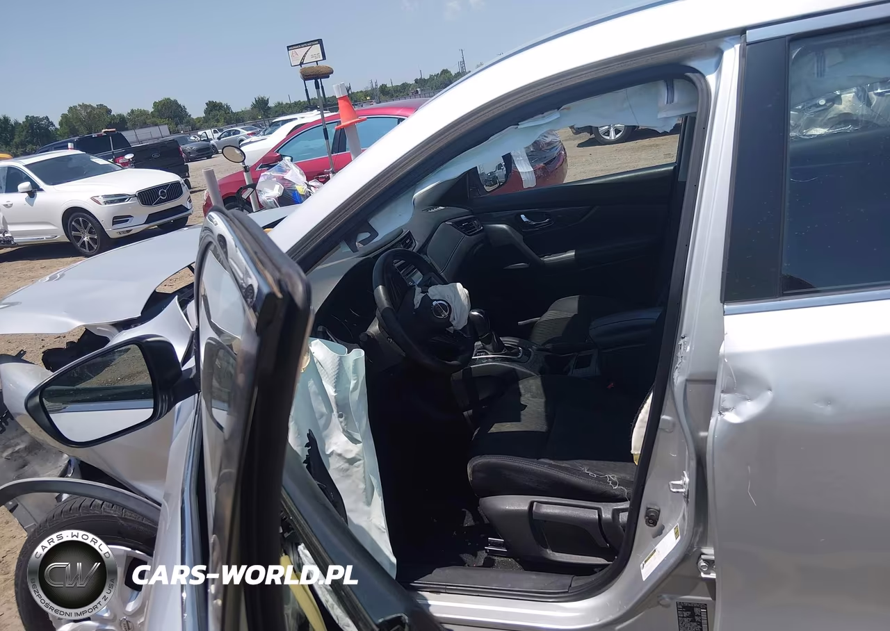 2017 Nissan Rogue S VIN:KNMAT2MT8HP615670 - 18