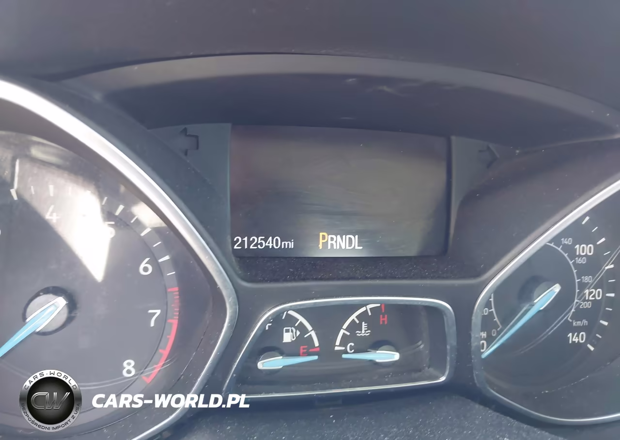 2018 Ford Focus Se VIN:1FADP3F2XJL212787 - 7