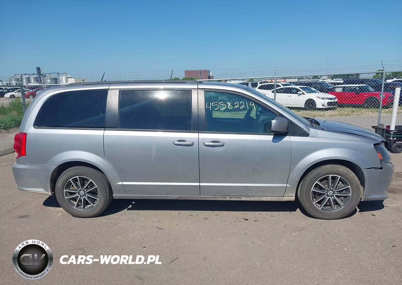 2019 Dodge Grand Caravan Gt VIN:2C4RDGEG7KR647496 - 14