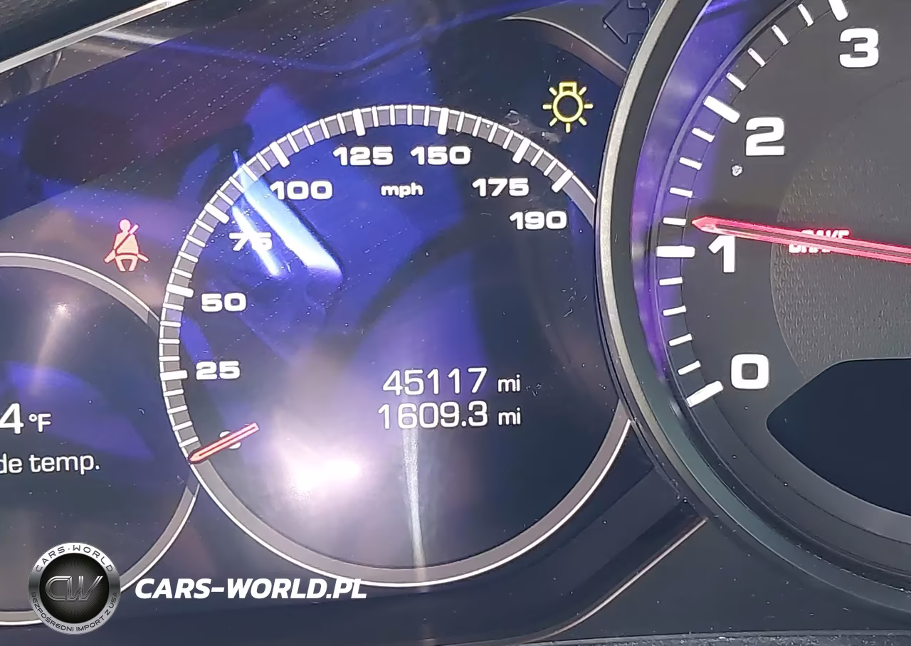 2018 Porsche Panamera Sport Turismo 4 VIN:WP0CA2A79JL181262 - 16
