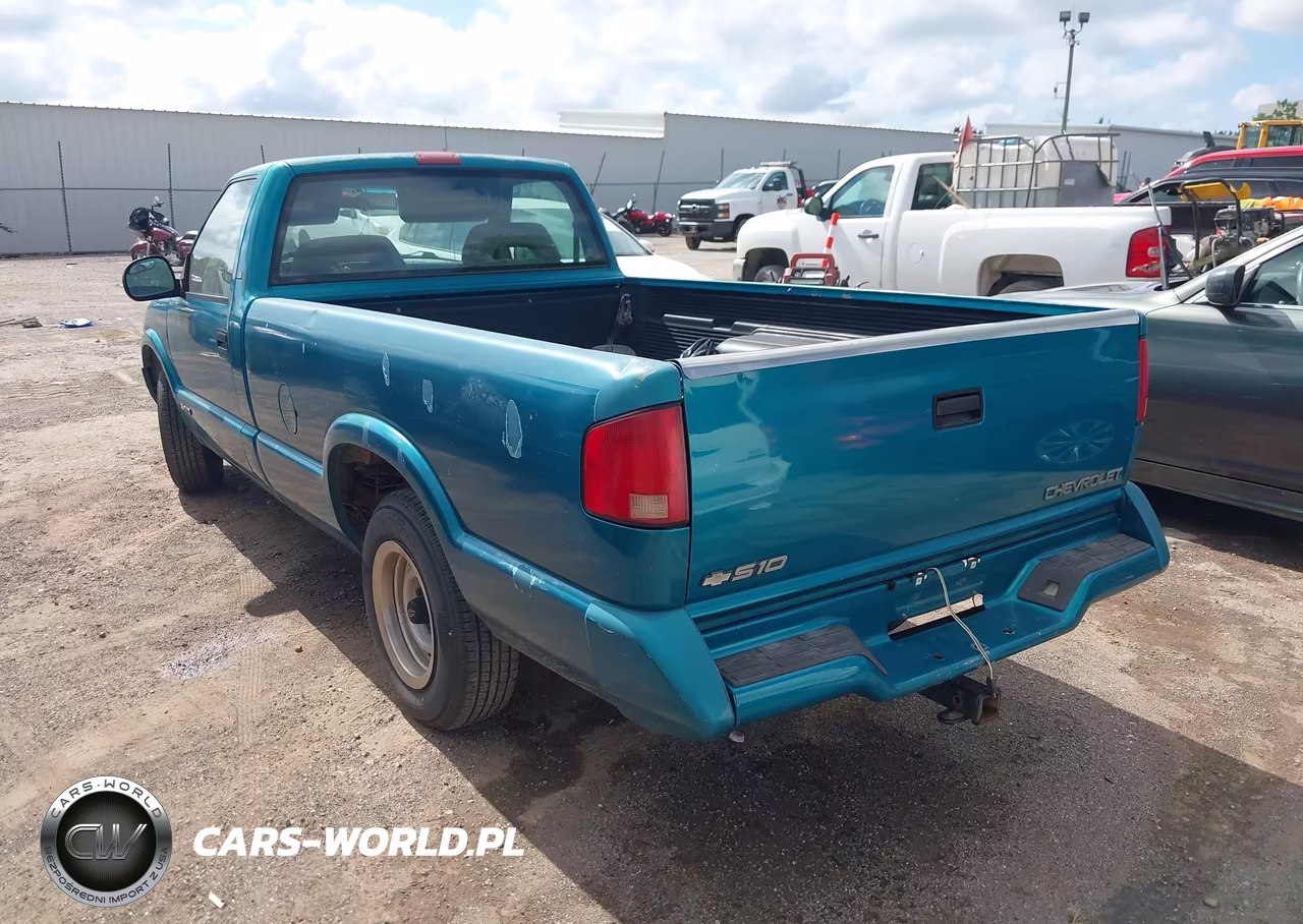 1996 Chevrolet S Truck S10 VIN:1GCCS14WXT8104982 - 3