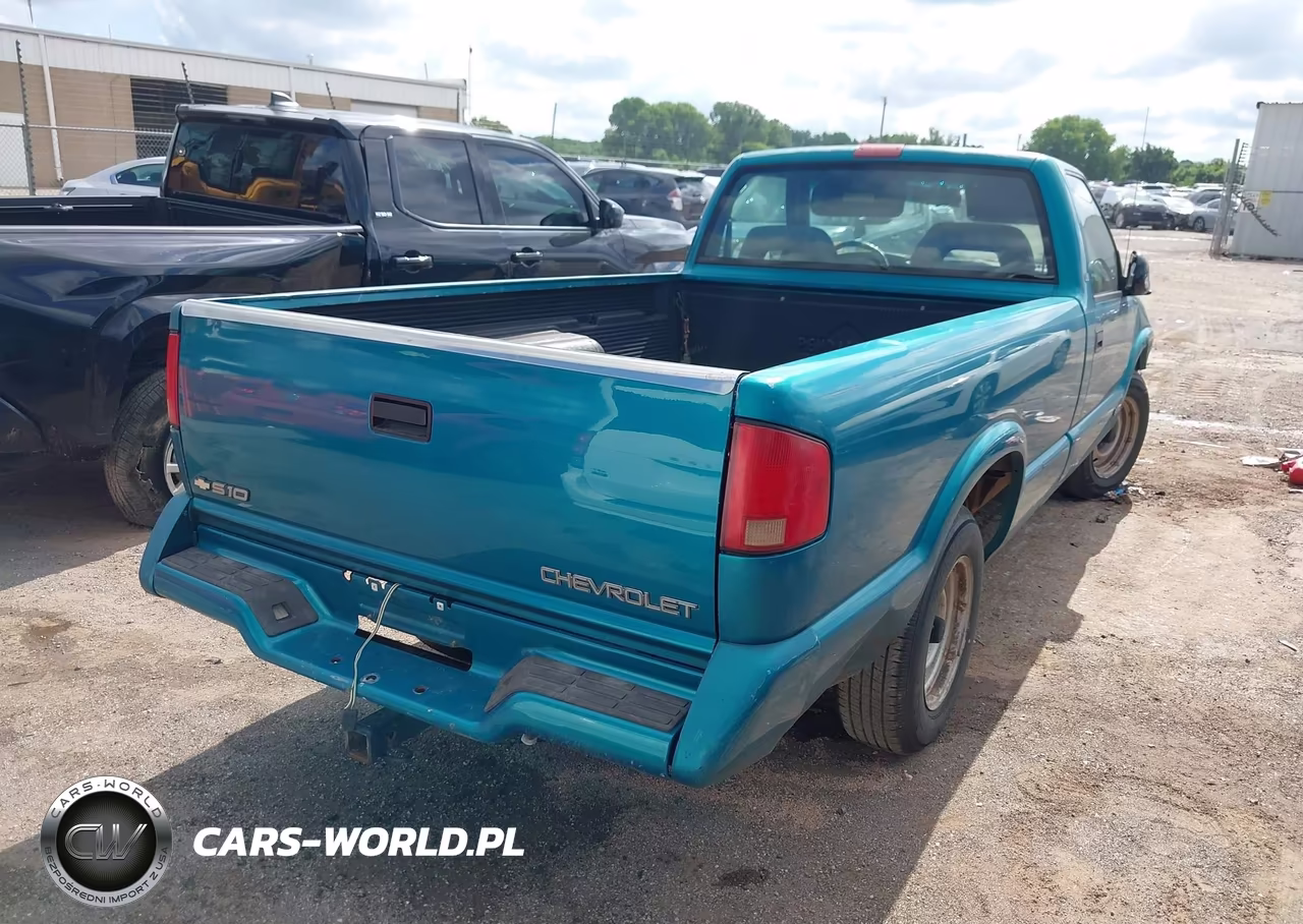 1996 Chevrolet S Truck S10 VIN:1GCCS14WXT8104982 - 4